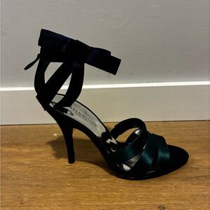 BNWT Karen Millen heels, dark teal and navy, satin with bow detail size 38